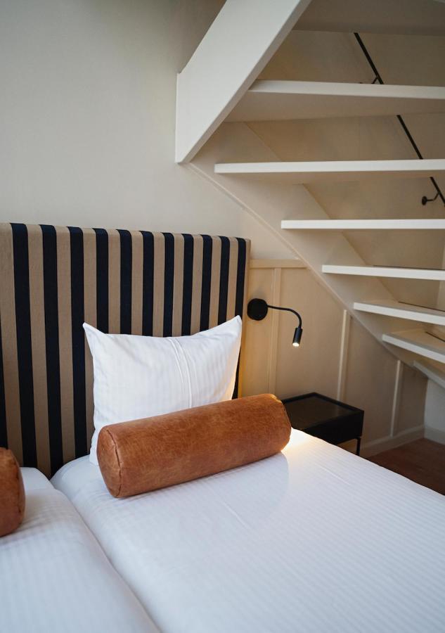 Deluxe Quadruple Room with Canal View,995304724:JPEG