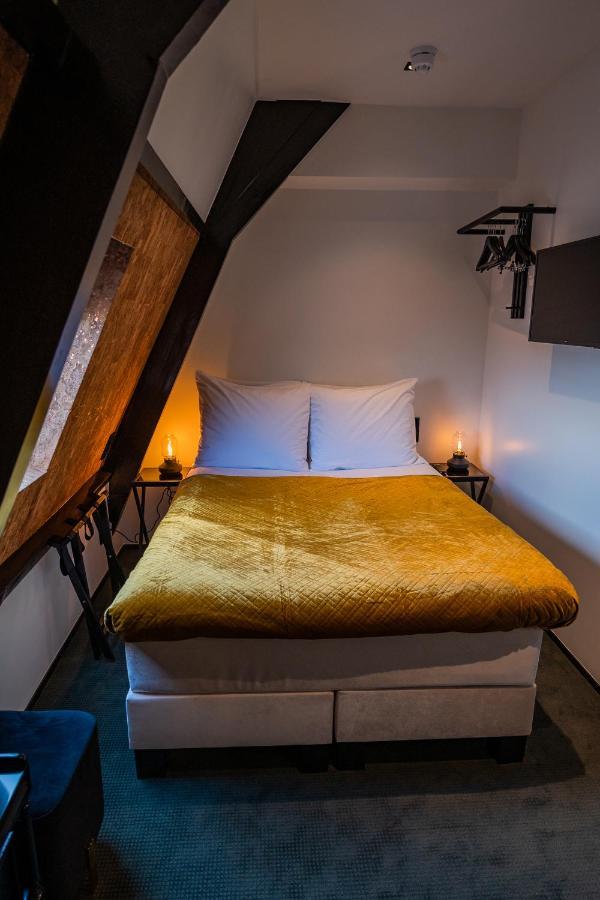 Standard Double or Twin Room,998150346:JPEG