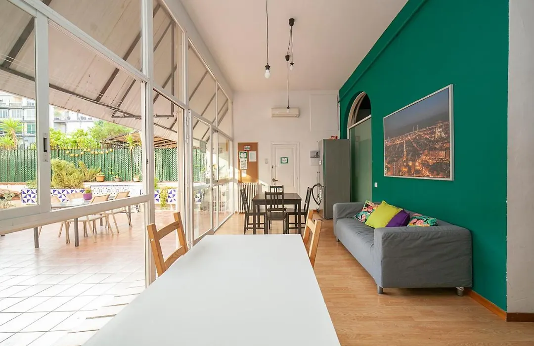 Fabrizzios Terrace Hostel-1