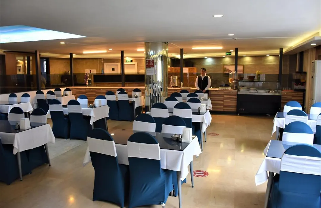 Dinar Hotel-1