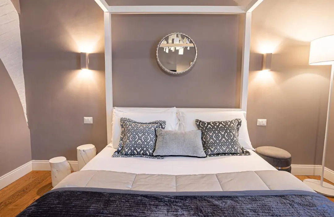 Cardilli Luxury Rooms-1