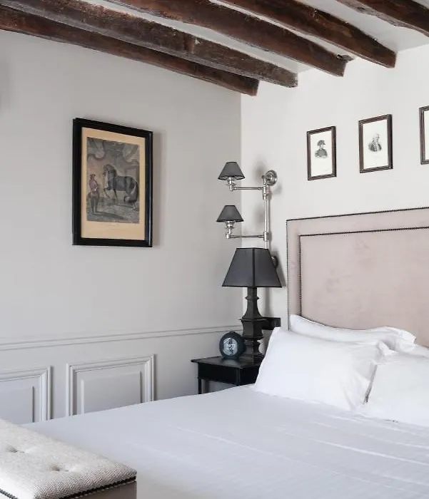 Hotel Saint-Louis en L'Isle-1