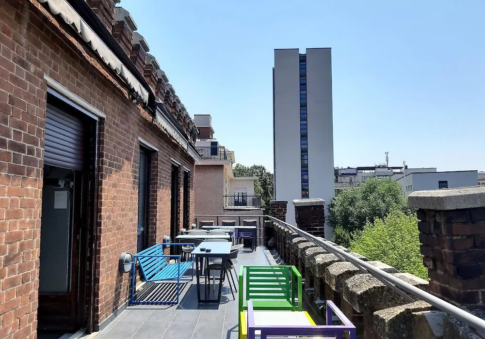 Babila Hostel & Bistrot-1