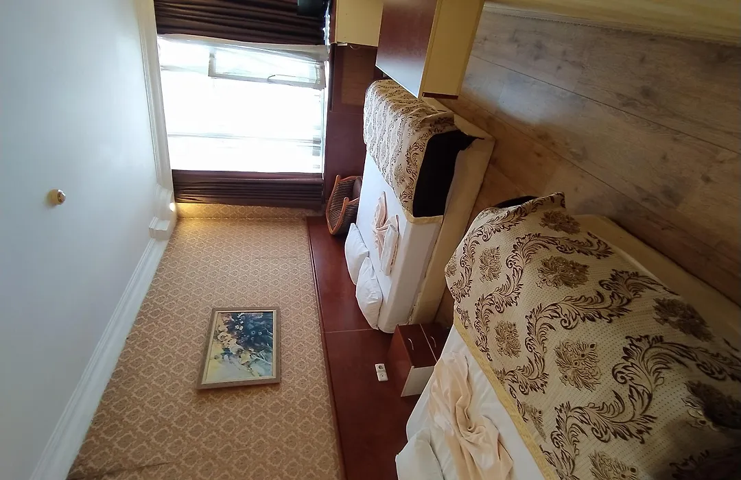 Turvan Hotel-1