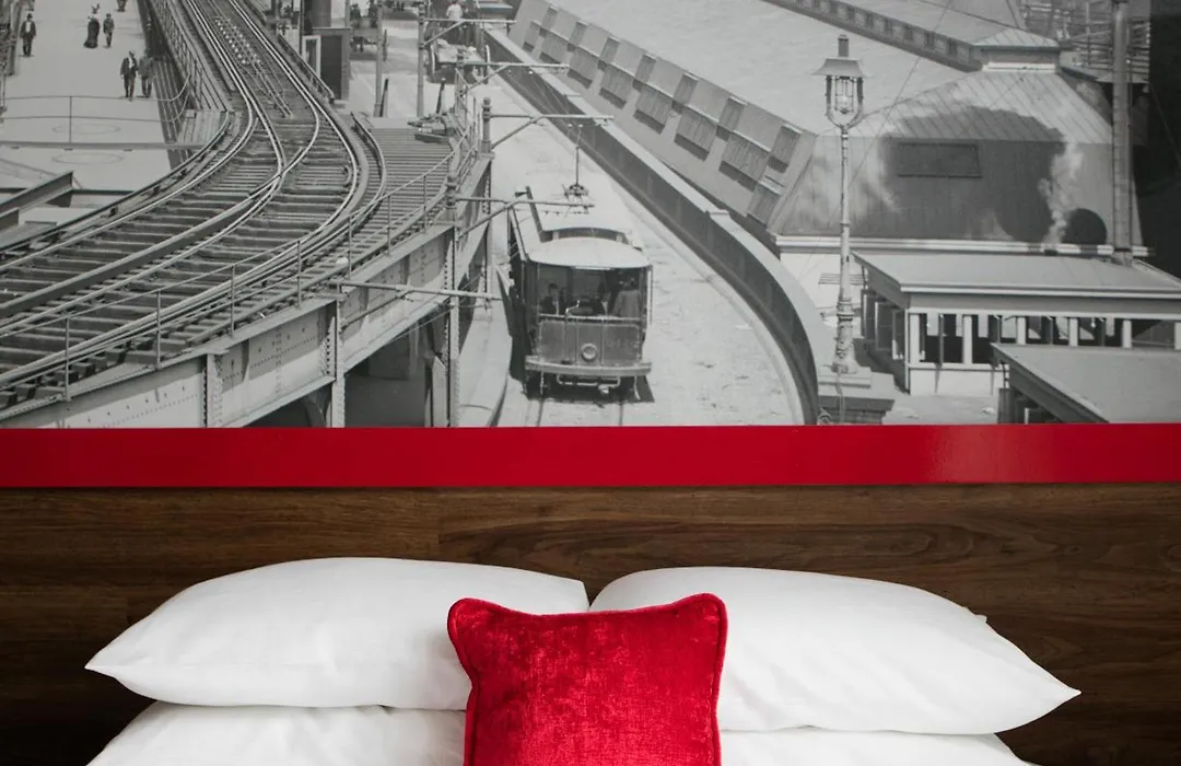 Hotel 1080-1