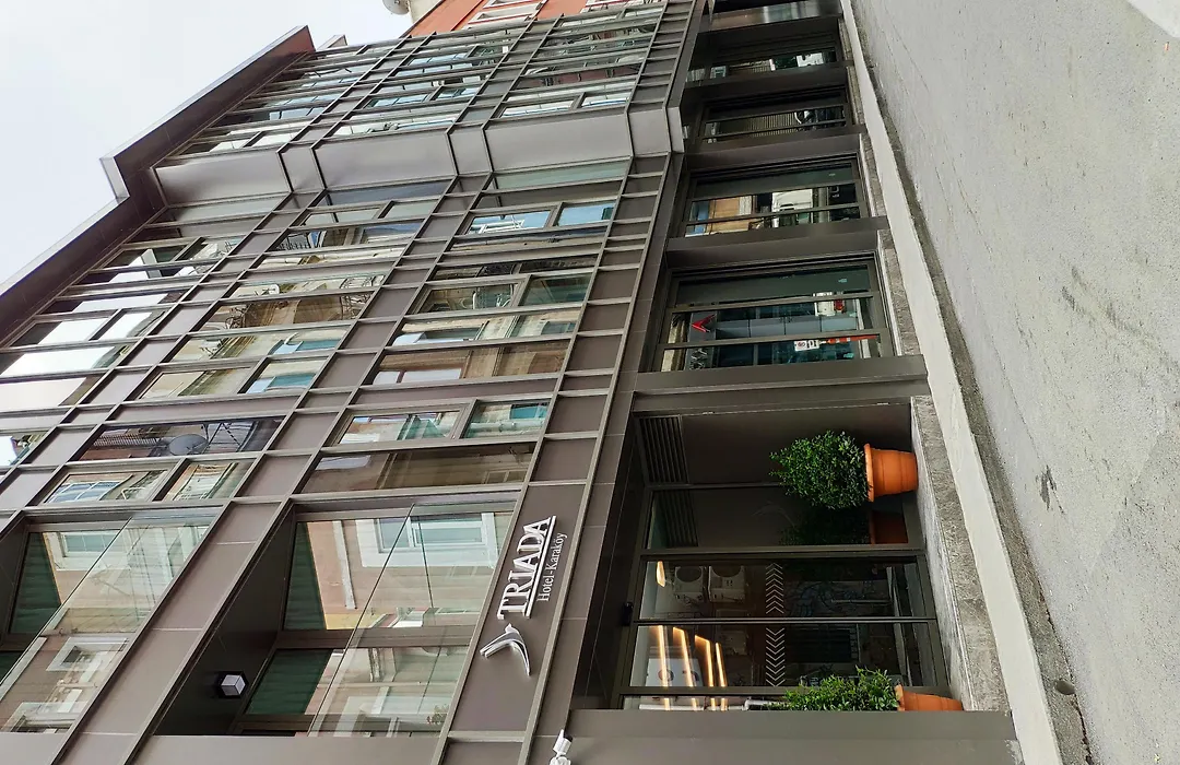 Triada Hotel Karakoey-1