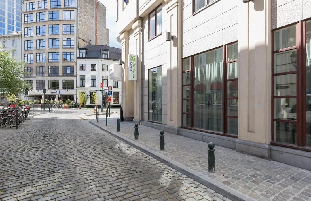 Holiday Inn Express Brussels-Grand-Place By Ihg-1