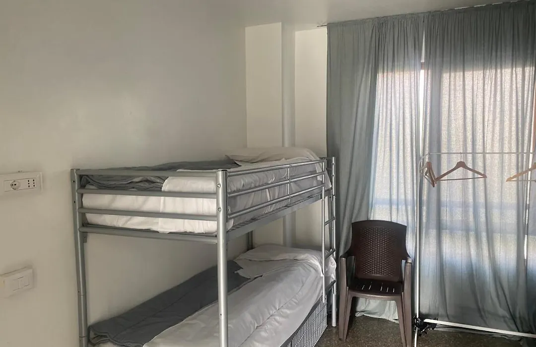 Mrhostel Milano-1