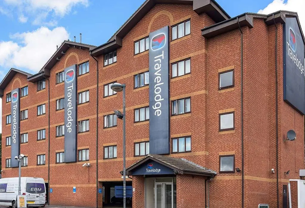 Travelodge Park Royal-1