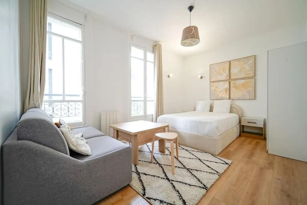 Studio Buttes-Chaumont - Hautpoul - III-1