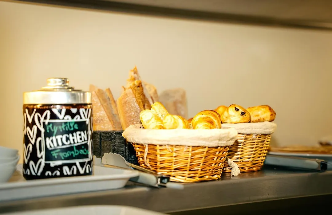 Hotel les Commercants-1