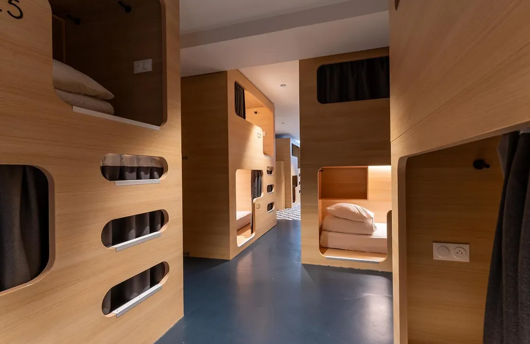 Calm Appart' & Hostel-1