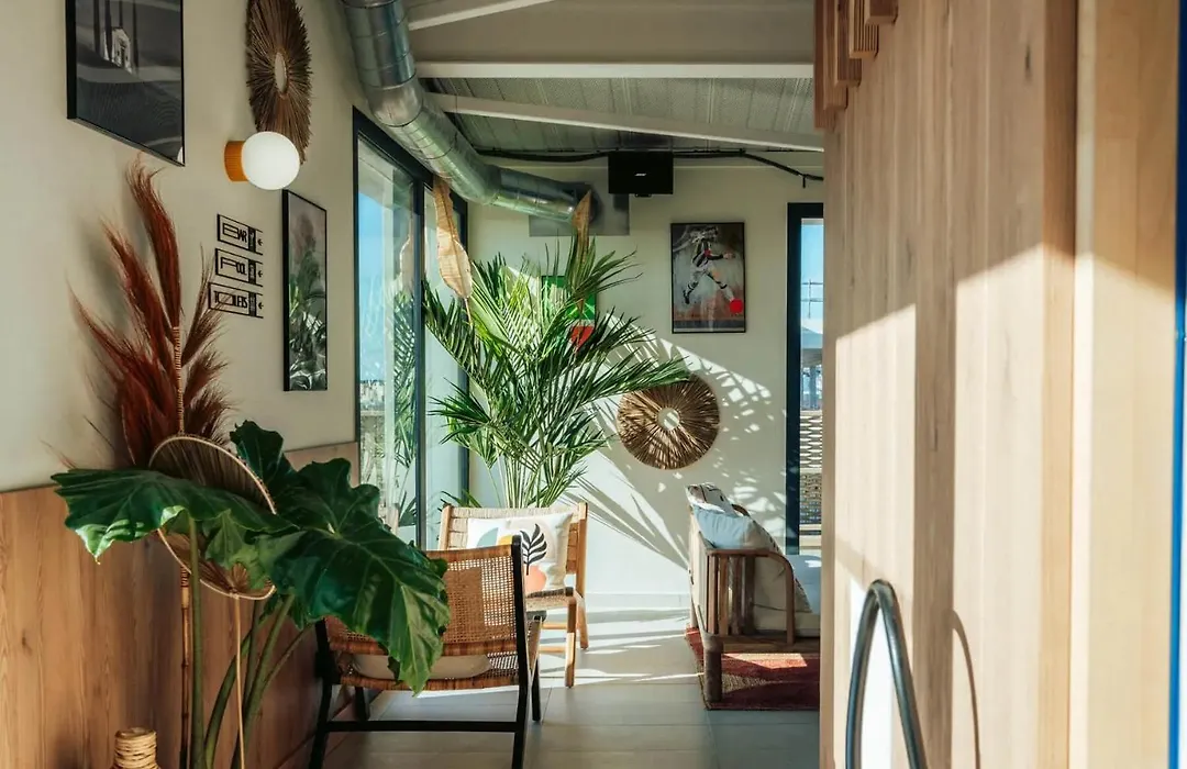 JOST Hotel Montpellier Centre St Roch-1