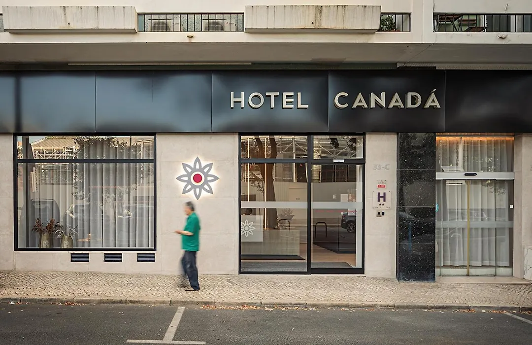 Hotel Canada-1