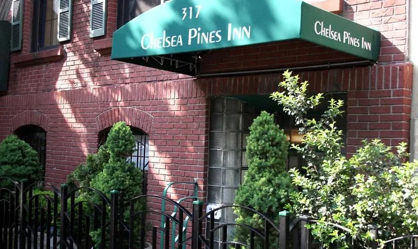 Chelsea Pines Inn-1