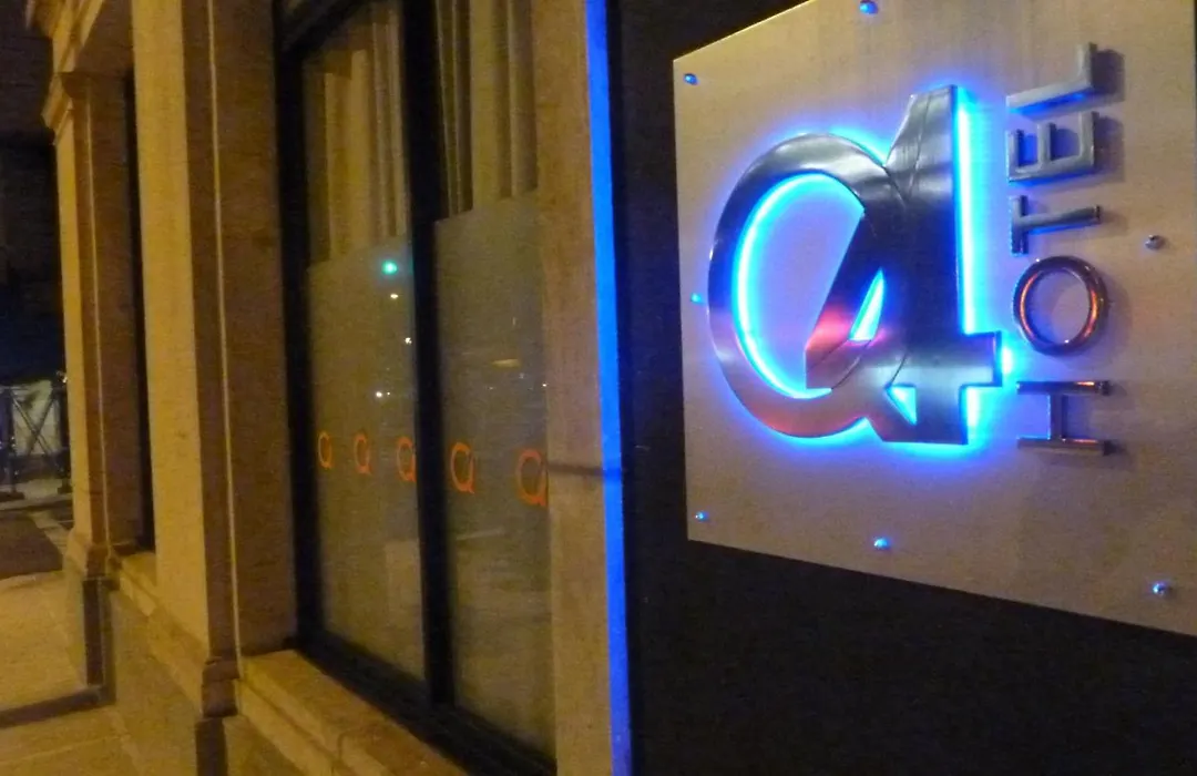 Q4 Hotel And Hostel-1