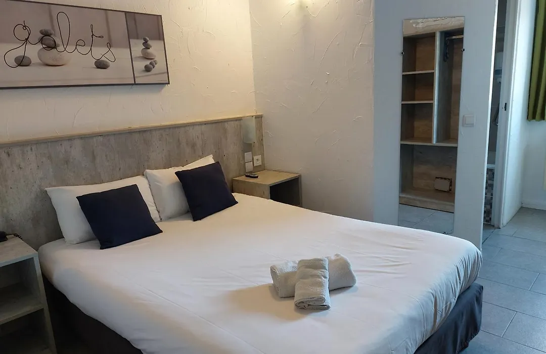 Brit Hotel Bosquet Carcassonne Cité-1