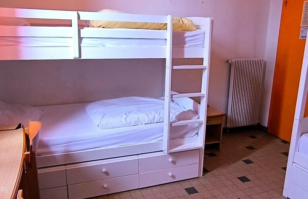 Hostel Santa Maria-1