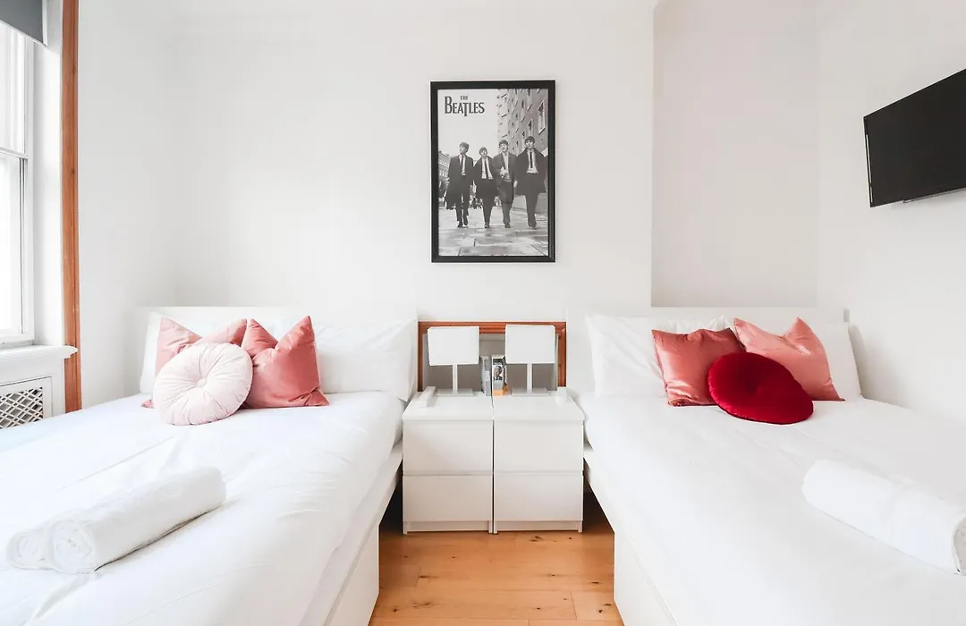 Chelsea Rooms-1