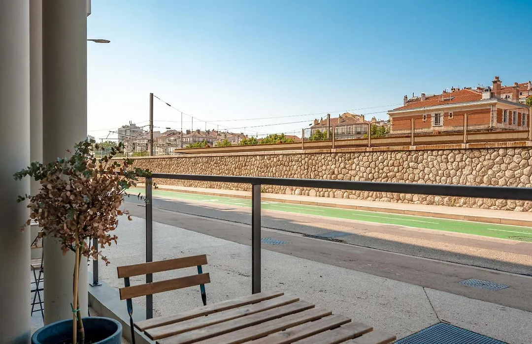 B&B HOTEL Toulon Centre Gare-1