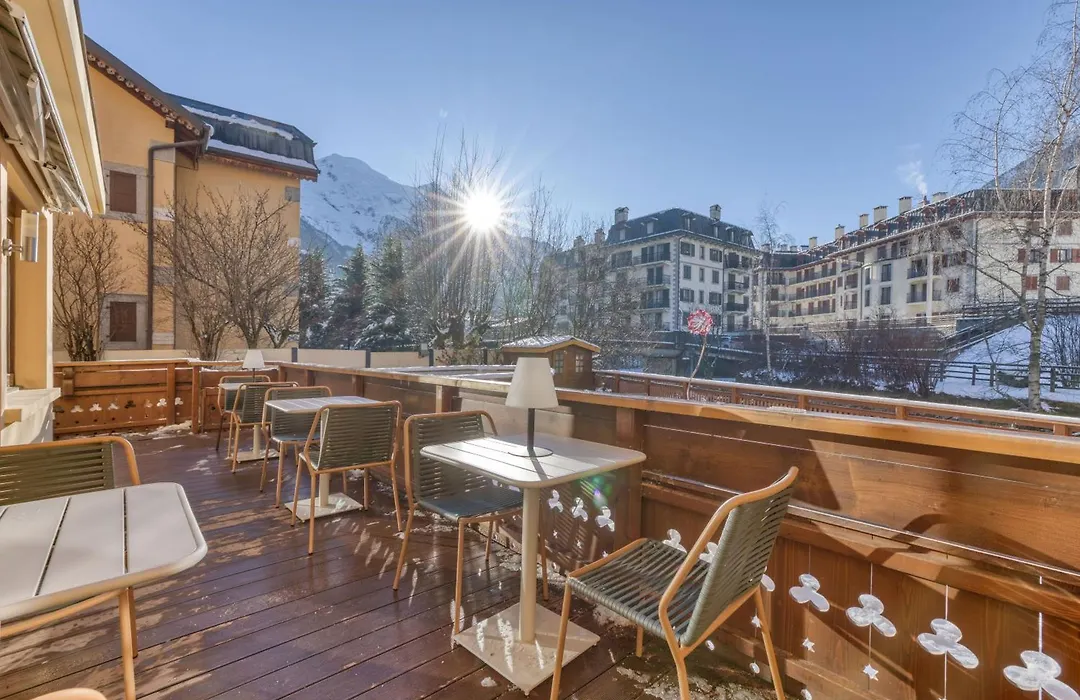 Les Gourmets - Chalet Hotel-1