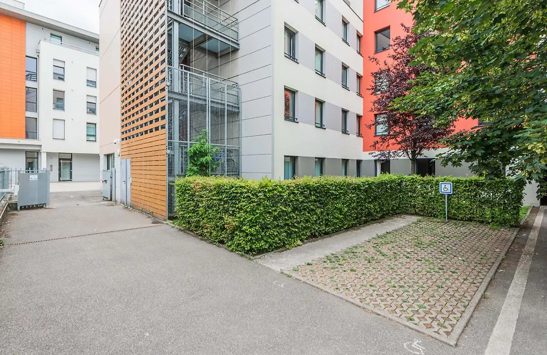 B&B HOTEL Mulhouse Centre-1