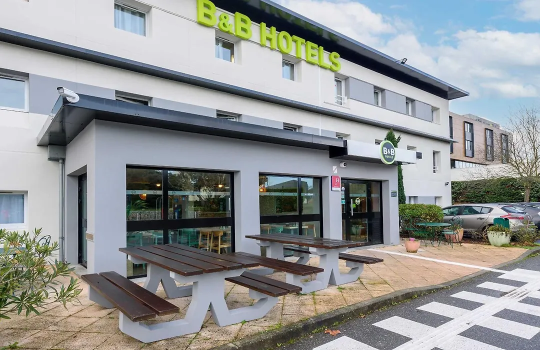 B&B HOTEL Toulouse Cité de l'Espace Hurel-1