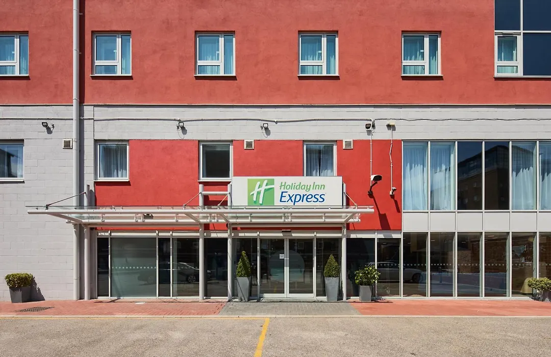 Holiday Inn Express London Limehouse By Ihg-1
