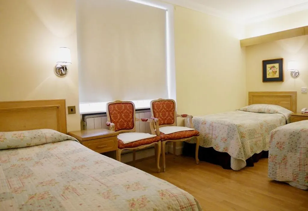Gresham Hotel-1