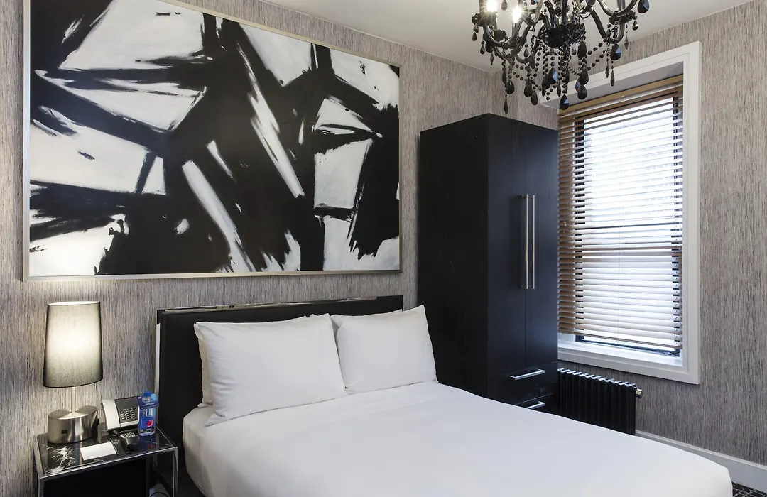 Square Hotel At Times Square-1