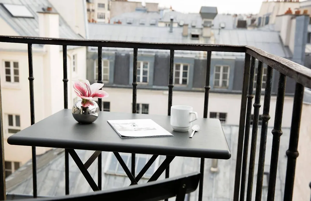 Hôtel Jacques De Molay-1