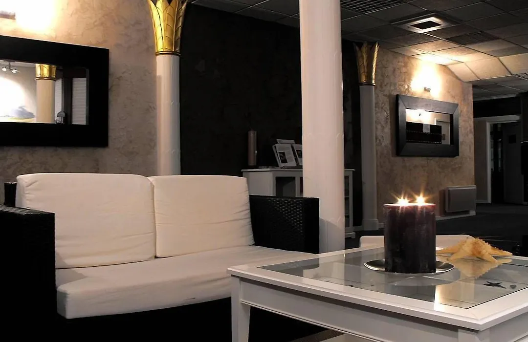 Appart-Hôtel Le Trianon-1