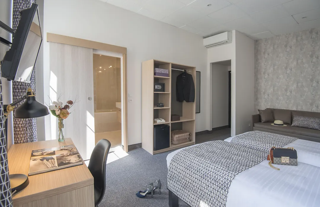 Hotel Saint Gothard-1