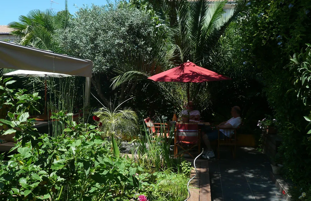 Hotel des Arceaux-1