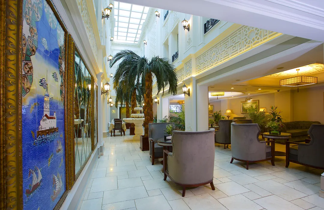 Emporium Hotel-1