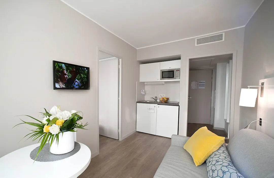 Residhome Marseille Saint-Charles-1
