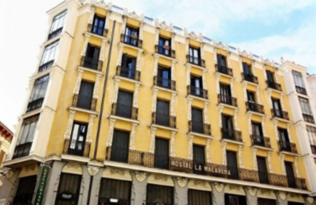 Hostal Macarena-1