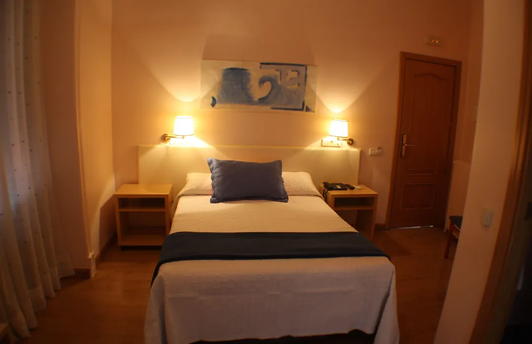 Hostal Santa Cruz-1