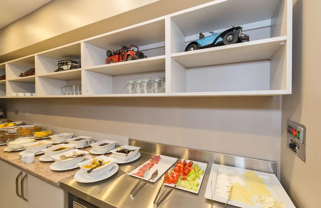 Taximist Hotel-1