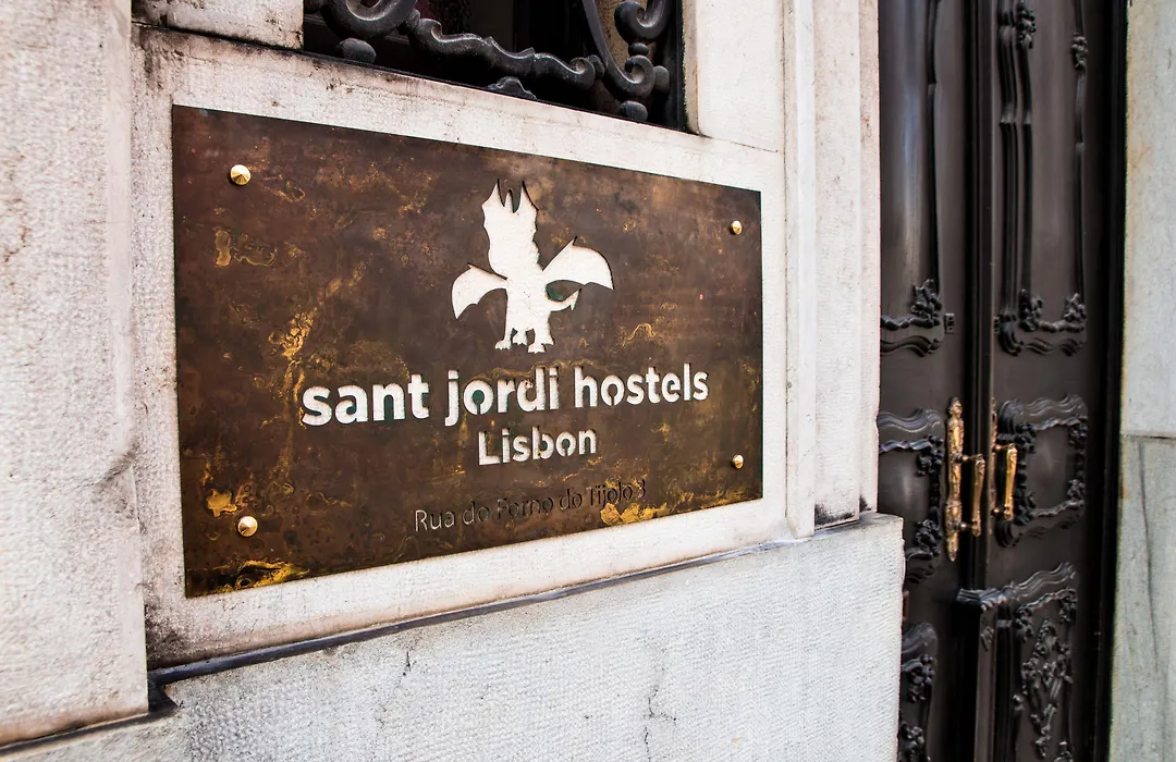 Sant Jordi Hostels Lisbon-1