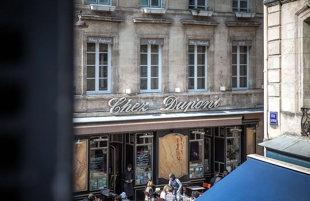 Une Chambre Chez Dupont-1