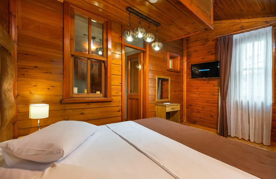 Wonder Wood Hotel-1