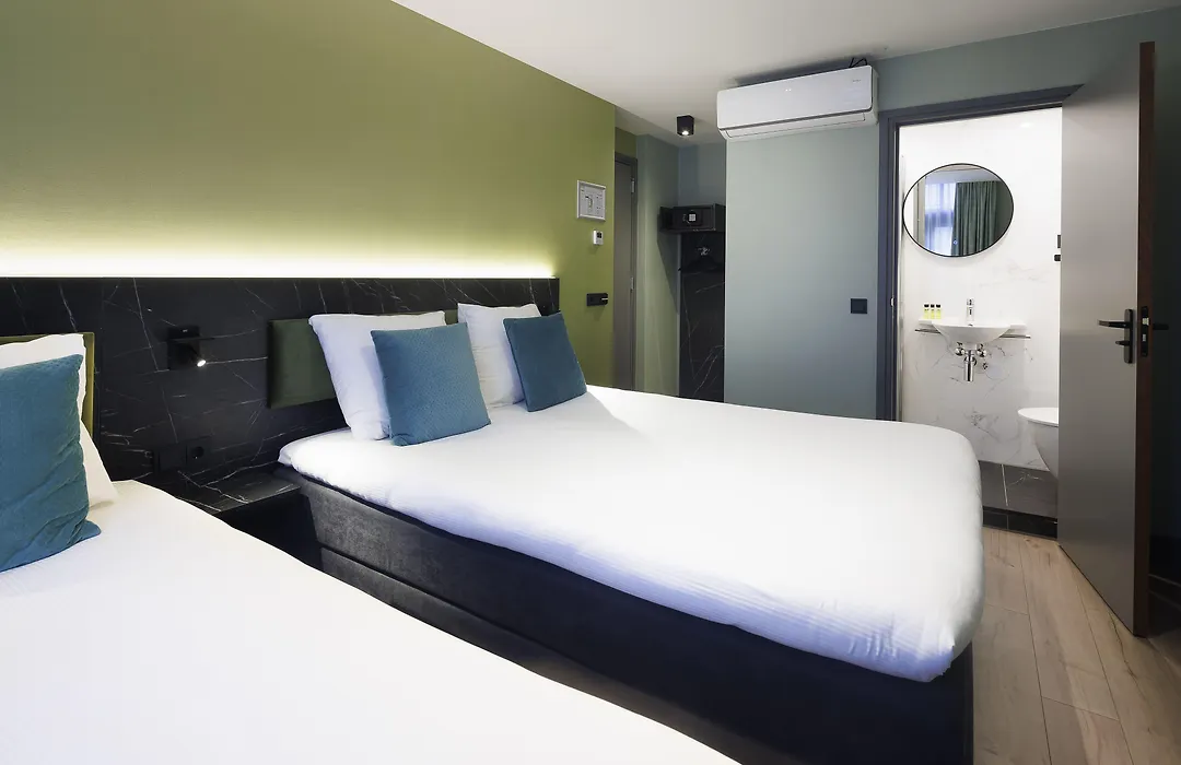 Ciao Papa Hotel Amsterdam Central Station-1