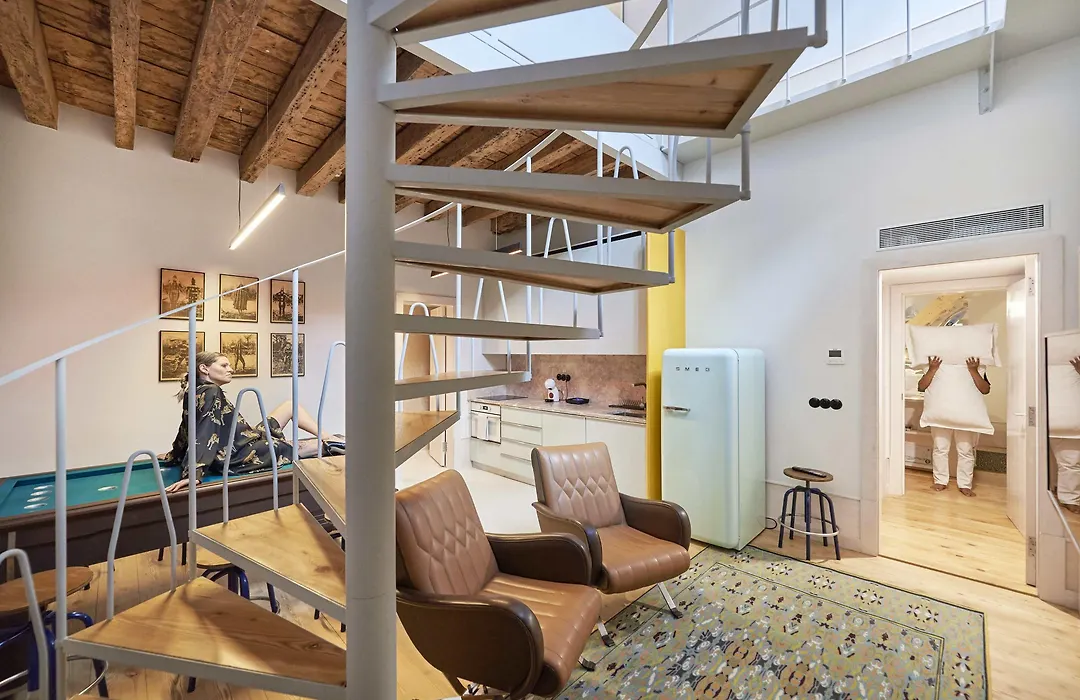 Cais Urban Lodge-1