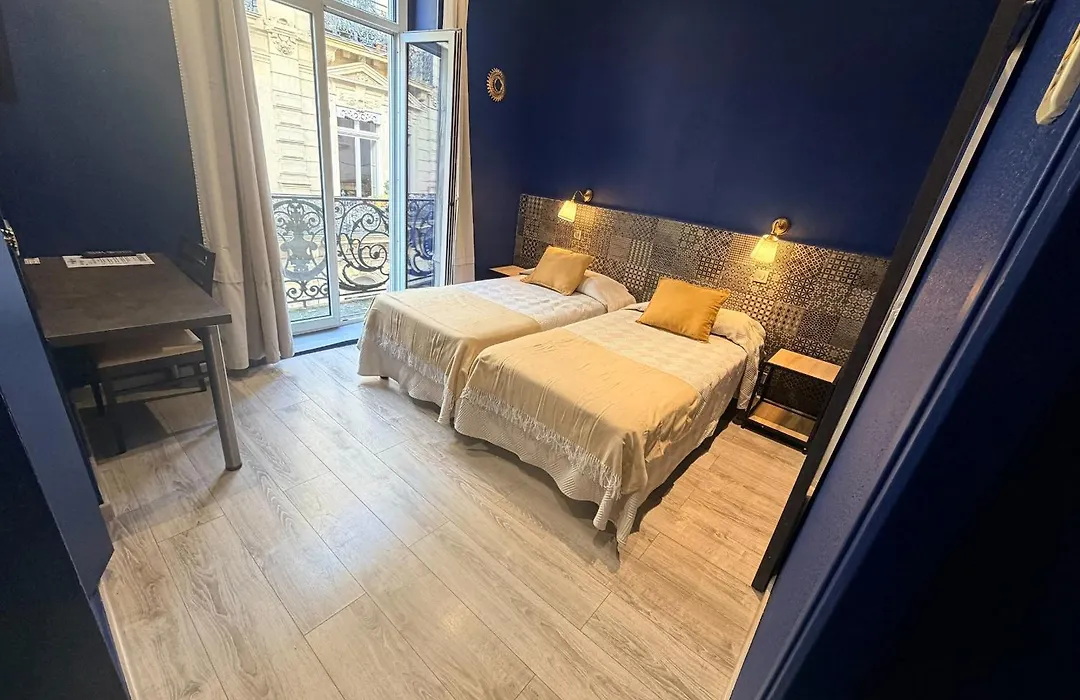 Hotel Comédie - Place De La Comédie Corum-1