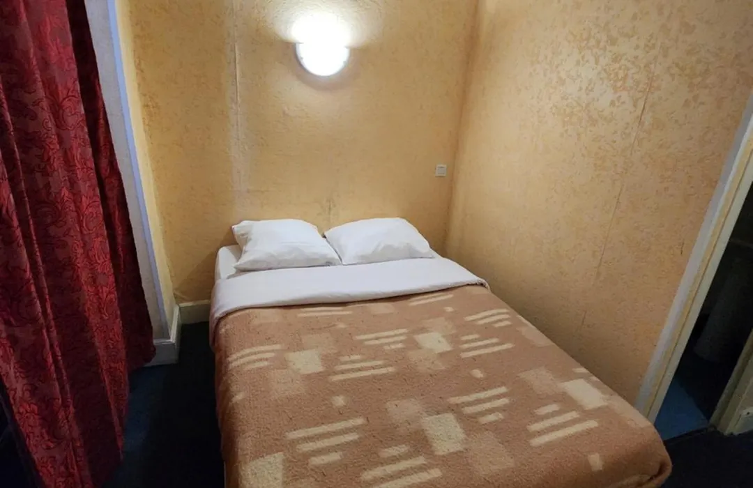 Chambre chez Marie et Didier 1 minute à pied du sanctuaire de Lourdes-1