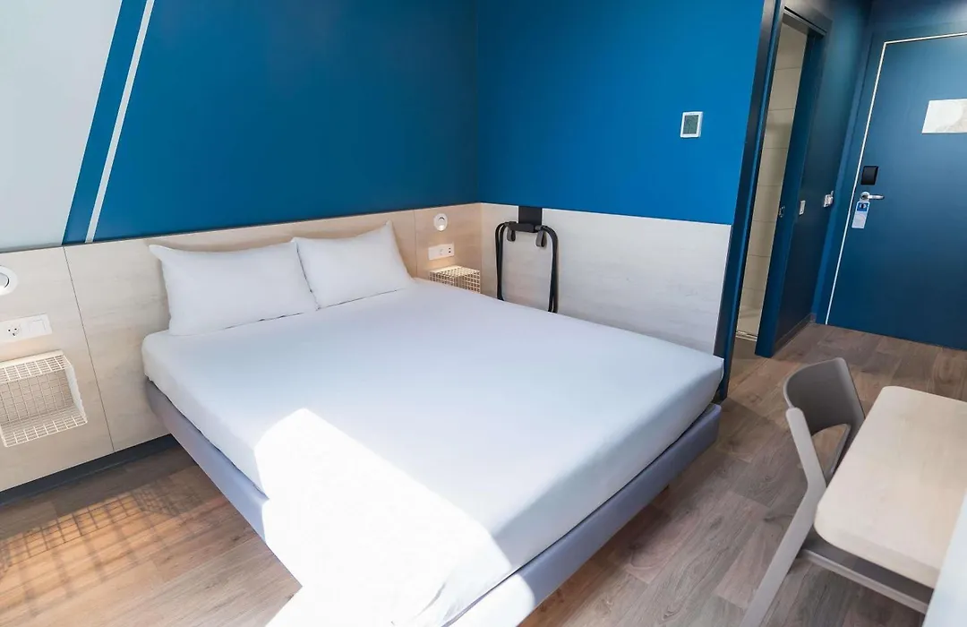 Ibis Budget Madrid Albasanz-1