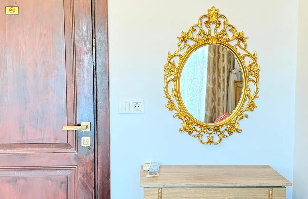 April Mansion-1