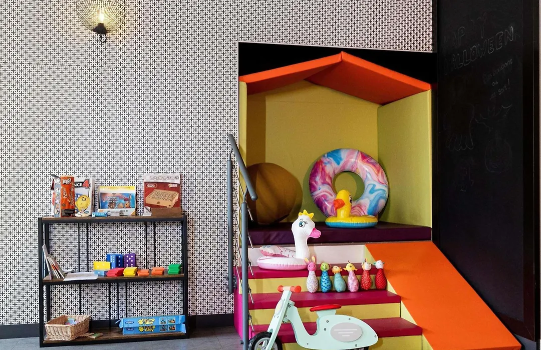 ibis Styles Perpignan Centre Gare-1