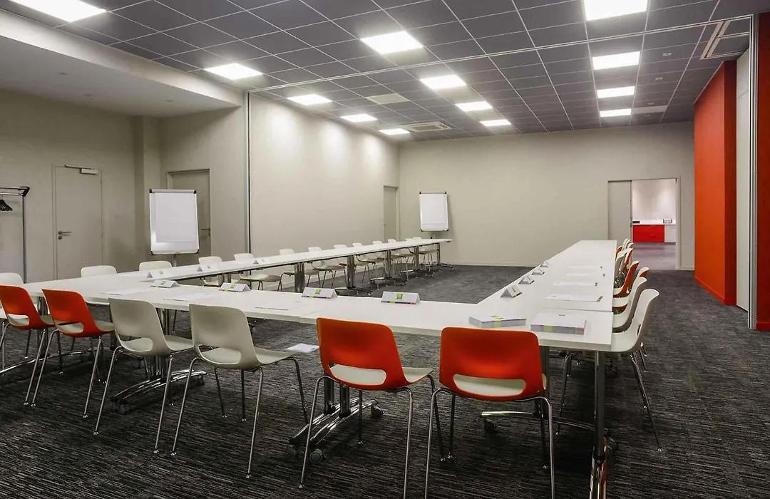 ibis Styles Poitiers Centre-1